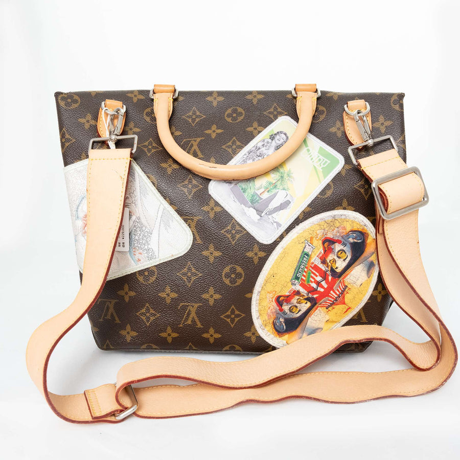 LOUIS VUITTON Camera Messenger Shoulder Bag M40287