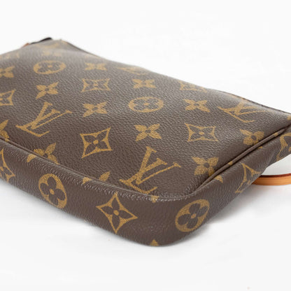 LOUIS VUITTON Monogram Pouch/Handbag M40712