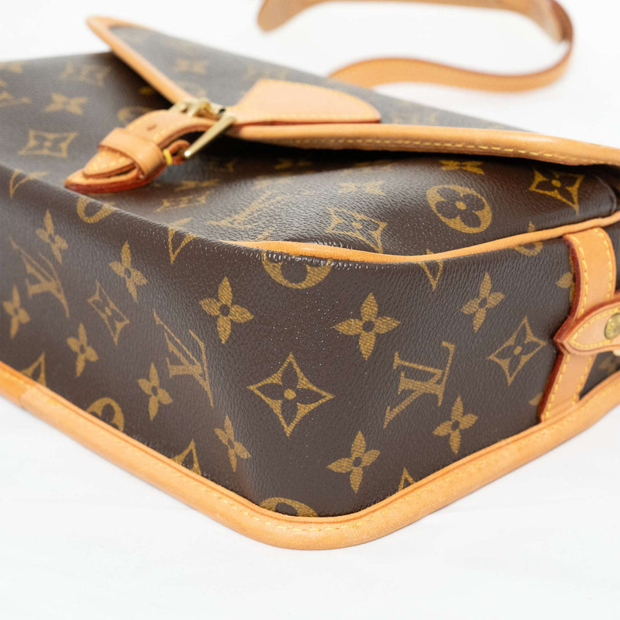 LOUIS VUITTON Monogram Solene Shoulder Bag M42250