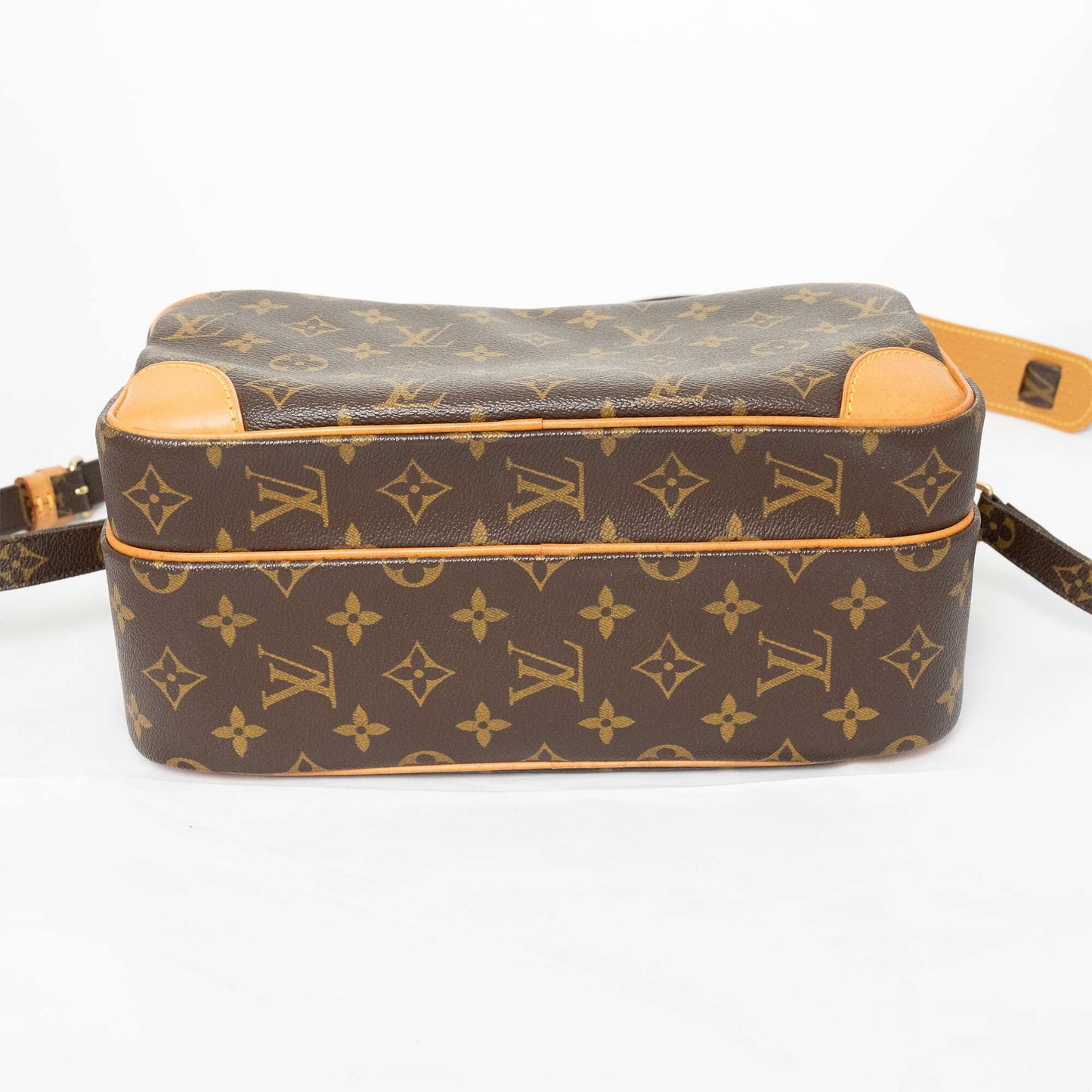 LOUIS VUITTON Monogram Nil Shoulder Bag