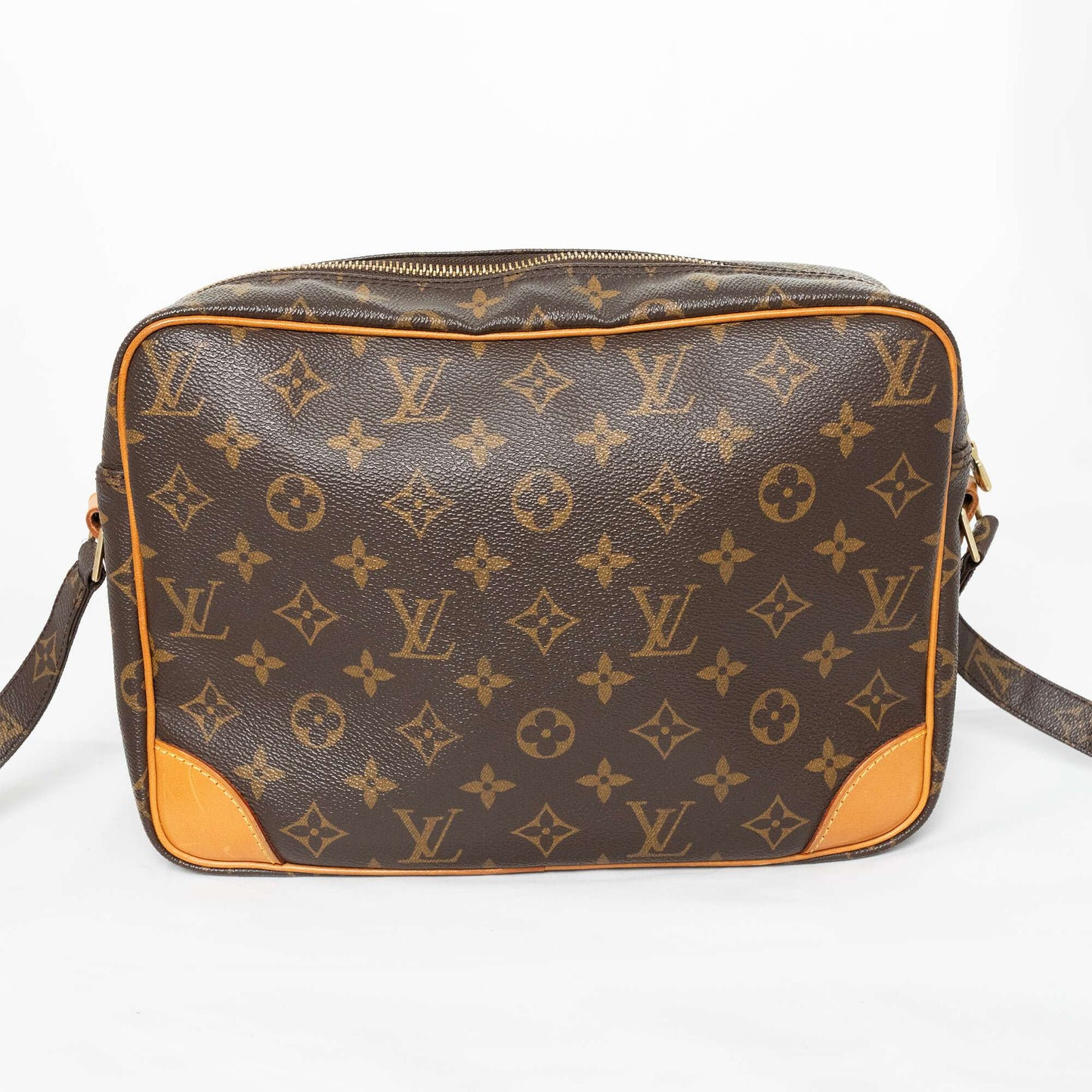 LOUIS VUITTON Monogram Nil Shoulder Bag