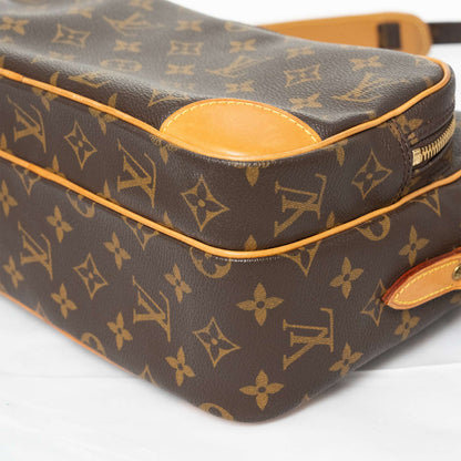 LOUIS VUITTON Monogram Nil Shoulder Bag